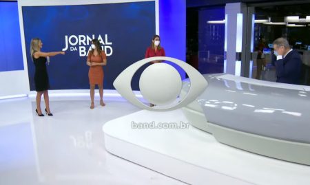 Após Bolsonaro atacar uso da máscara, apresentadores do Jornal da Band dão resposta ao vivo