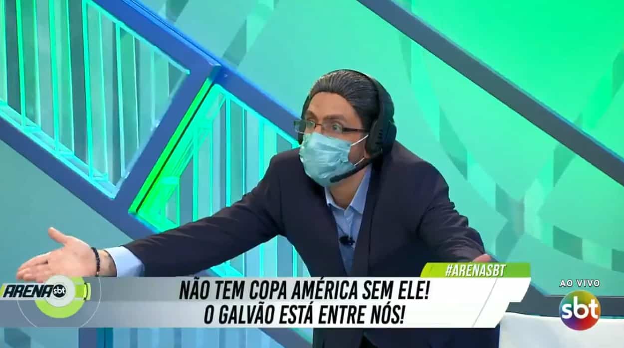 SBT provoca e põe Galvão Bueno de máscara para comentar a Copa América