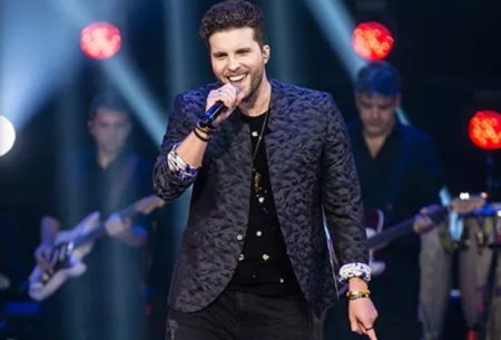 Thiago Fragoso surpreende e anuncia que vai lançar projetos como cantor