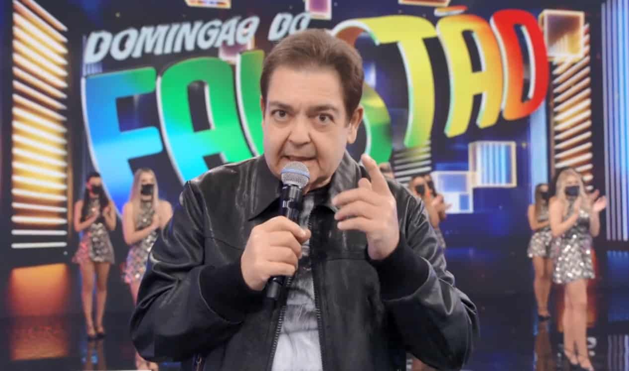 Último dia de Faustão na Globo foi marcado por tombo e gravação cancelada