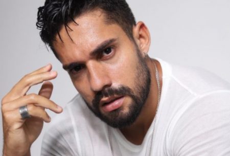 Arcrebiano revela que não tem grupo com ex-BBBs