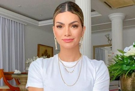 Kelly Key adianta segunda dose da vacina contra a covid e explica o motivo