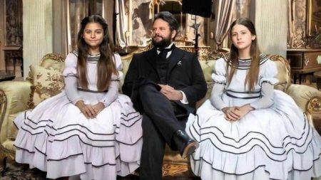 Veja quem vai interpretar as princesas Leopoldina e Isabel em Nos Tempos do Imperador