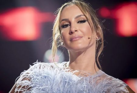 Claudia Leitte completa 41 anos e faz pedido especial aos fãs