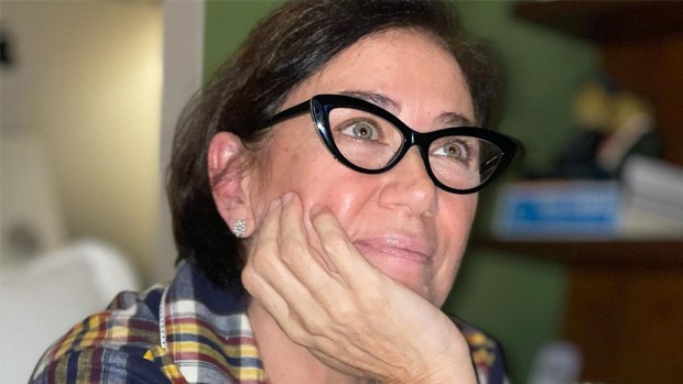 Lilia Cabral reflete sobre a própria idade e opina sobre botox aos 62 anos