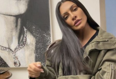 Cleo Pires posa de biquíni ousado e rende polêmica entre seguidores