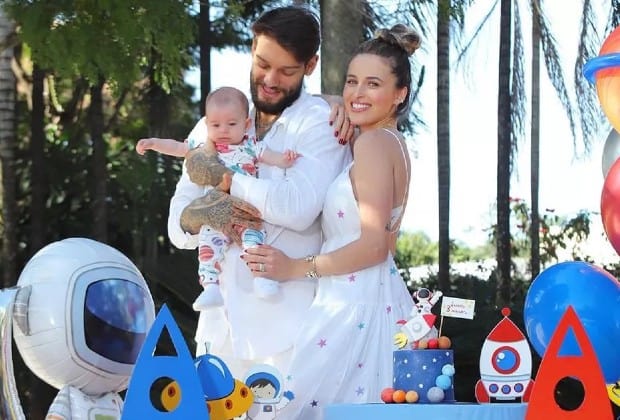 Mulher de Lucas Lucco explica cirurgia no filho de 4 meses