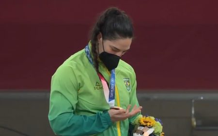 Cléber Machado comete gafe ao vivo ao errar idade de judoca