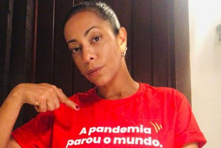 Samantha Schmütz detona famosos após incêndio na Cinemateca de SP
