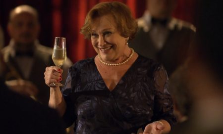 Cena de Nicette Bruno sobre o tempo em A Vida da Gente comove a web