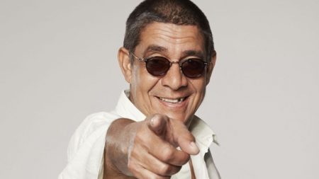 Zeca Pagodinho protagoniza momento emocionante em foto rara com os filhos
