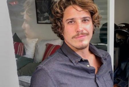 Rômulo Arantes Neto vive romance às escondidas com a empresária