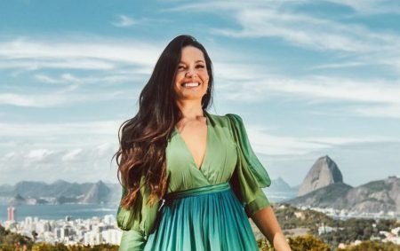 Juliette Freire revela nome das músicas de seu primeiro álbum