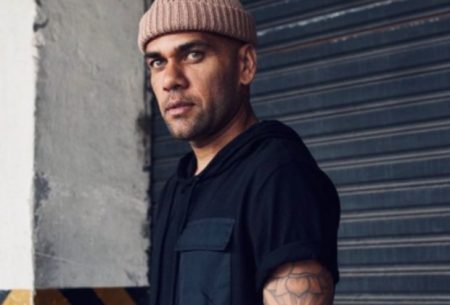 Mulher que acusa Daniel Alves de estupro se pronuncia pela 1ª vez e confessa desejo