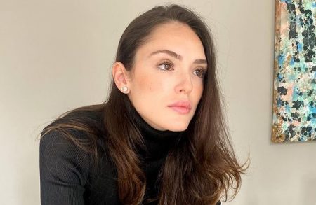 Após polêmica envolvendo igreja, Isabelle Drummond recita poema em vídeo