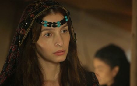 Michelle Batista acredita que sofrimento de Lia em Gênesis ensina as mulheres