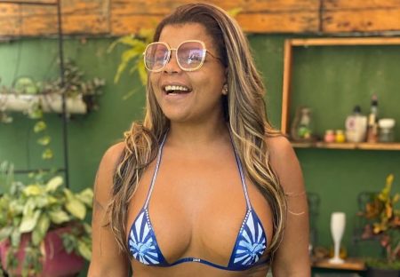 Tati Quebra Barraco chega em São Paulo para A Fazenda 2021 e acaba sendo flagrada