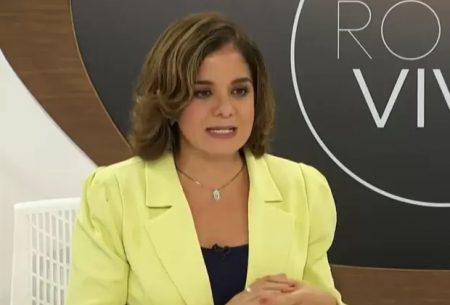 Federação das Escolas de Samba se revolta com pergunta de Vera Magalhães a Martinho da Vila