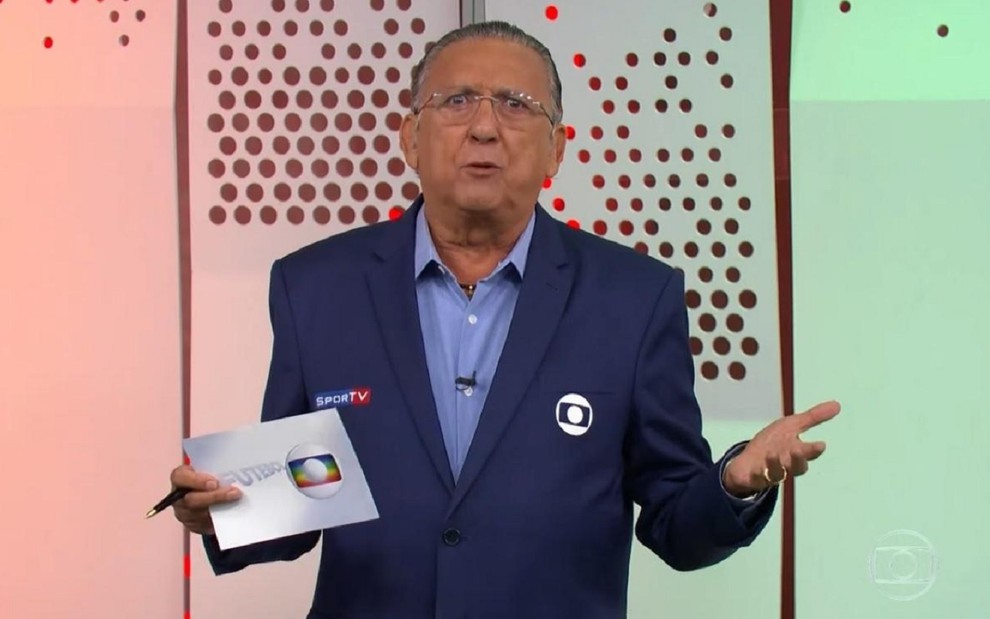 Assessoria de Galvão Bueno nega redução salarial da Globo