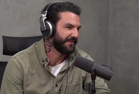 Ex-BBB Wagner Santiago revela que faturamento dobrou após vídeo íntimo vazado