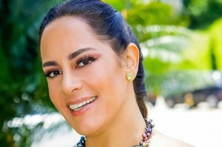 Silvia Abravanel posta foto rara de Silvio Santos nos 40 anos do SBT