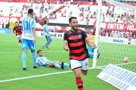 Atlético-GO x Chapecoense Ao Vivo: onde assistir online e na TV a partida pela Série A