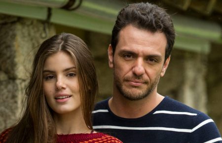 Verdades Secretas volta ao ar na Globo e deixa a web impactada