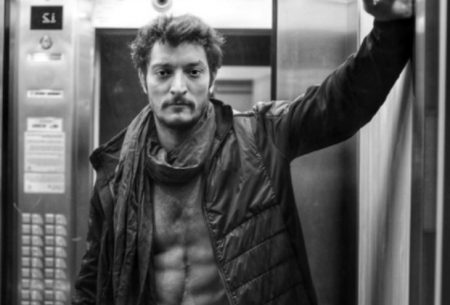 Allan Souza causa ao surgir peladão e ganha mensagem inusitada de Bruno Cabrerizo