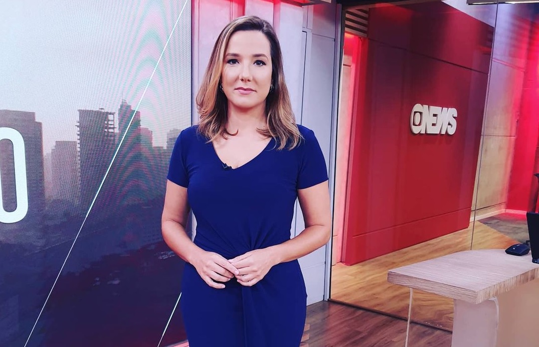 Ex-repórter da GloboNews, Adriana Perroni assina com a Record