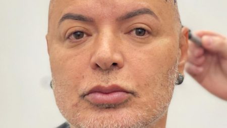 David Brazil mostra parte íntima em vídeo atrevido e diverte internautas com ousadia