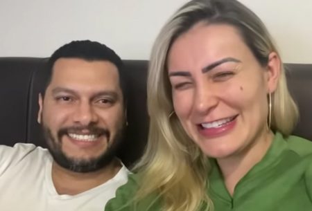 Criticada, Andressa Urach revela nome do filho e garante: “Queria Bolsonaro”