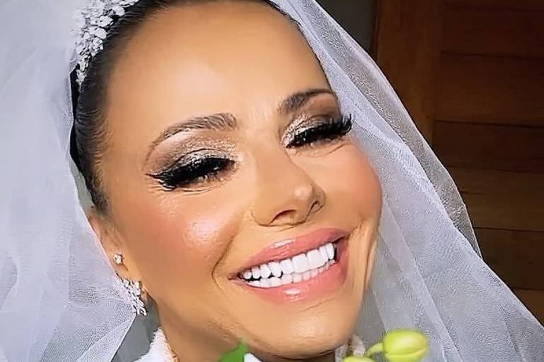 Casamento poderoso de Viviane Araújo teve muito choro e momento inusitado