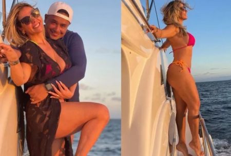 Aos 43 anos, Carla Perez ostenta corpão ao posar de biquíni em passeio de lancha