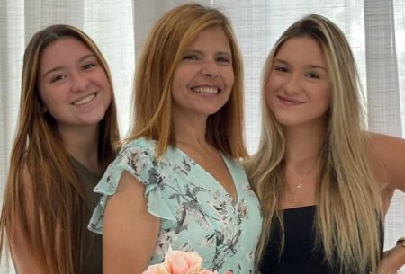 Rose Miriam faz festa apenas com gêmeas e mostra rixa entre filhos de Gugu