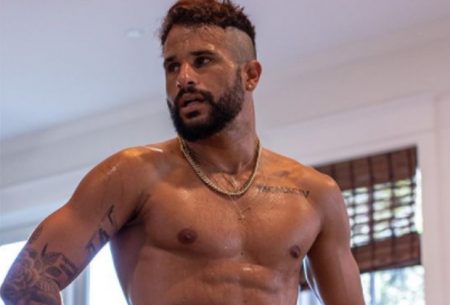 Ítalo Ferreira causa alvoroço ao surgir com corpo trincado nas redes sociais