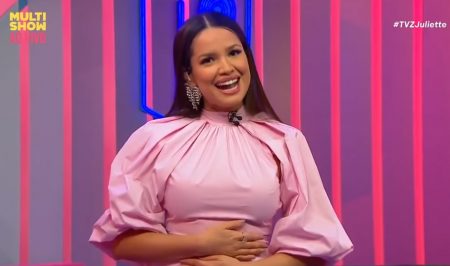 Juliette Freire comete gafe com Simone e Simaria em estreia no TVZ
