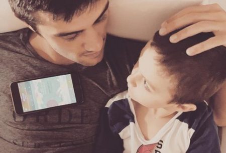 Felipe Simas faz relato emocionante sobre filho: “Encontrei-o aflito”
