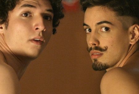 João Vitor Silva revela detalhes de cenas de sexo com Felipe de Carolis em Verdades Secretas