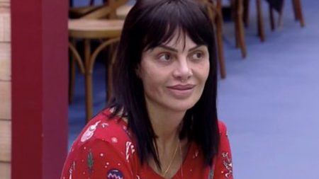 A Fazenda 2021: Valentina fala da relação com o filho e relembra a depressão pós-parto