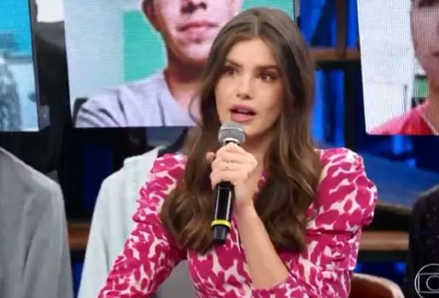 Camila Queiroz abre o jogo sobre Verdades Secretas: “Cena dificílima”
