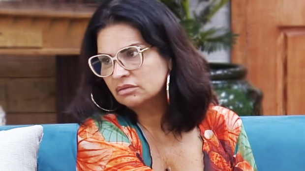 A Fazenda 2021: Solange Gomes se sente discriminada pela idade e discute com peões