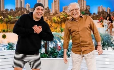 Marcelo Médici grava A Praça É Nossa após quase 20 anos e se emociona