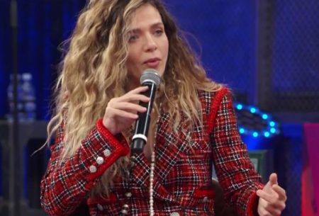 Na Globo, Karen Jonz comenta repercussão de “xerecou” e dispara: “Vagina imponente”