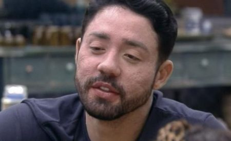 Rico Melquiades fez 10 cirurgias para ficar bonito e foto antes da fama é divulgada