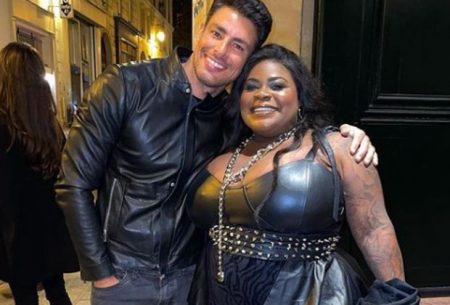 Jojo Todynho encontra Cauã Reymond em Paris e choca com pedido ousado ao ator