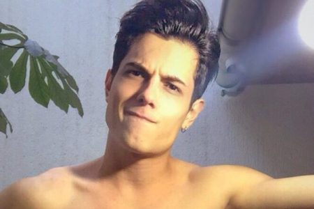 Ex-Malhação Marlon Schuck comemora estágio em Psicologia