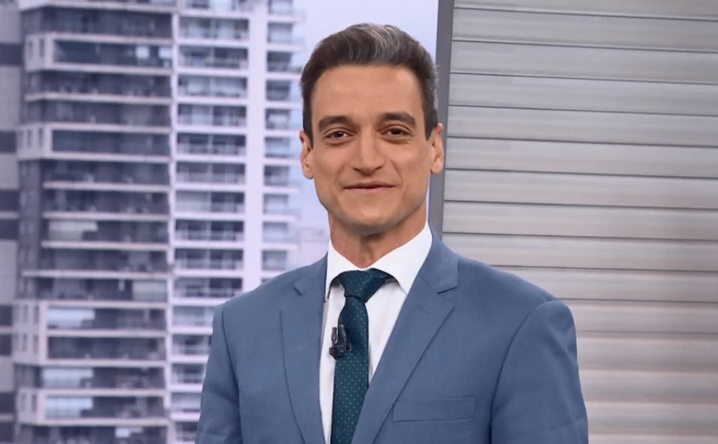 Tiago Scheuer recebe missão na Globo, aparece em horário novo e surpreende  com anúncio