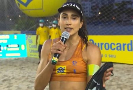 Carol Solberg volta a usar o SporTV para detonar governo Bolsonaro ao vivo