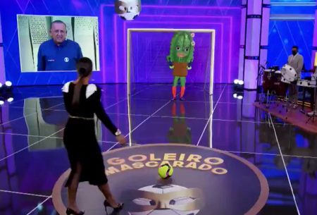 Galvão Bueno surge no Domingão e narra “gol” de Ivete; Luciano Huck pede VAR