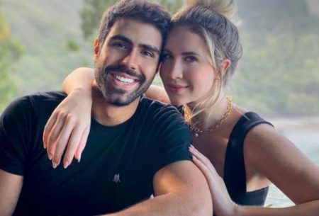 Após polêmica, Raphaela Palumbo anuncia fim do namoro com Juliano Laham